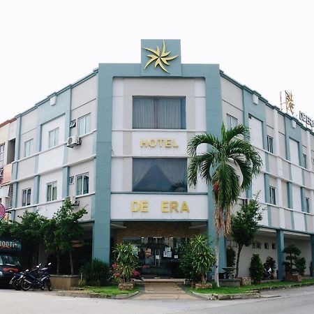 De Era Hotel Seri Kembangan Exterior photo