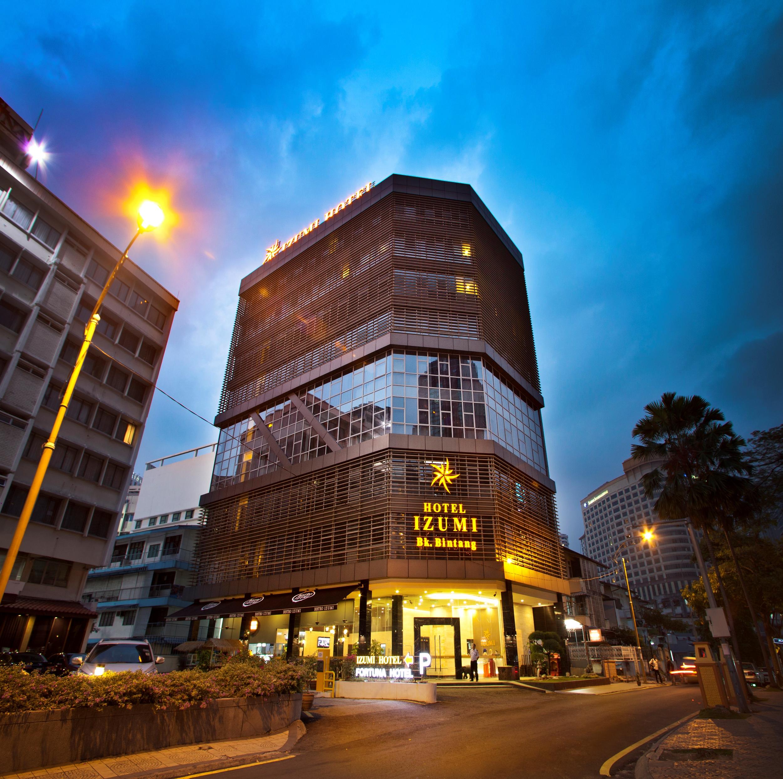 De Era Hotel Seri Kembangan Exterior photo